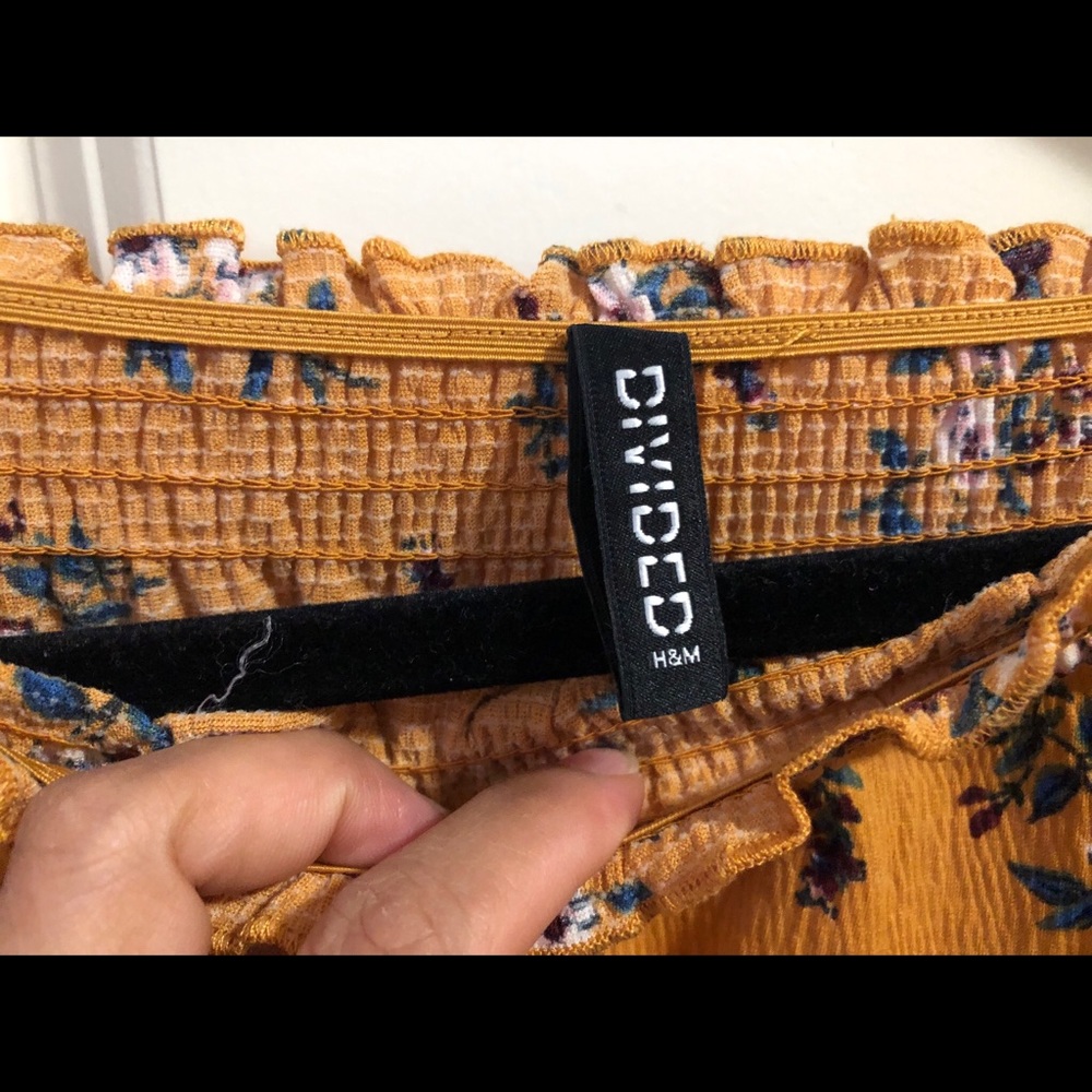 Divided off shoulder top - Picture 2 of 2